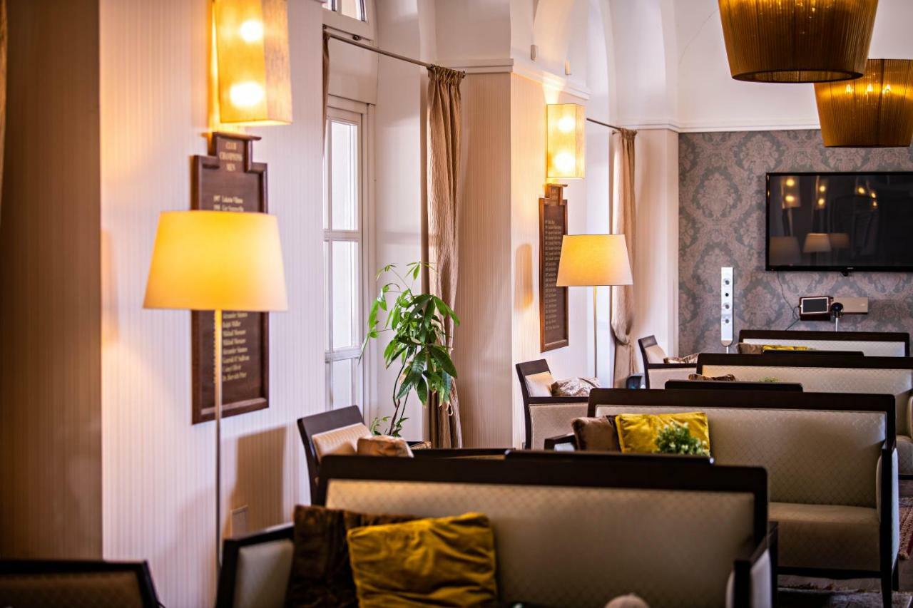 Bed and Breakfast Pannonia Golf & Country Club Alcsutdoboz Esterno foto